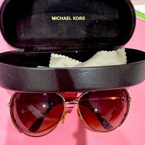 Michael kors  sunglasses